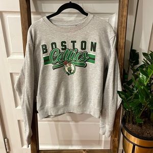 Boston Celtics cropped crewneck sweatshirt